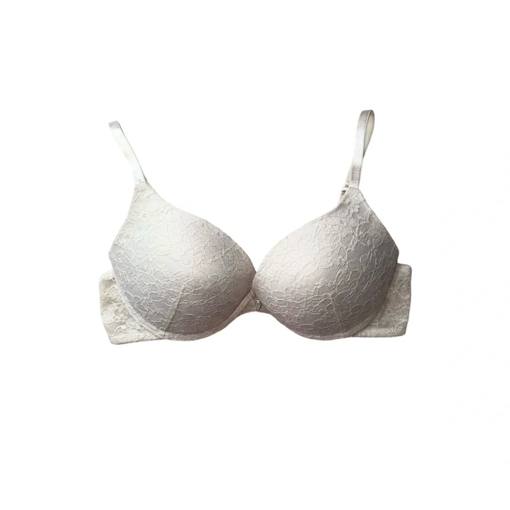 Shimmery White Lace Push-Up T-Shirt Bra · Size 36B - Picture 1 of 4